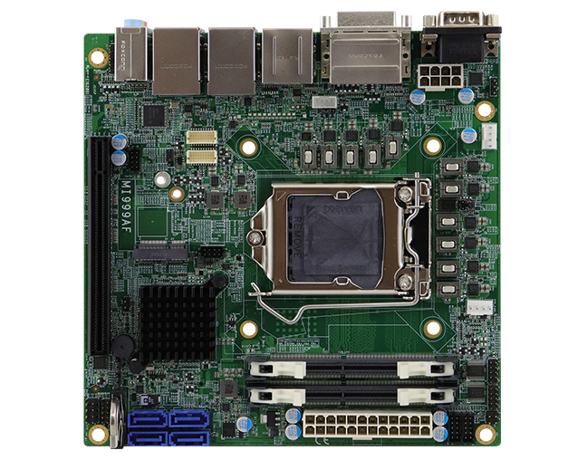 Материнская плата формата Mini-ITX с процессором Intel 10го поколения