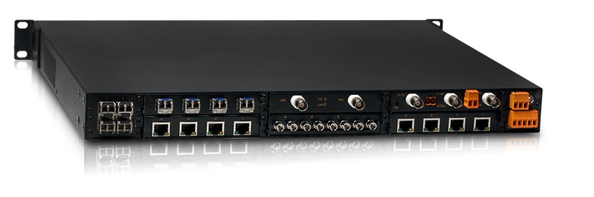 SICOM3028GPT — модульная сетевая платформа